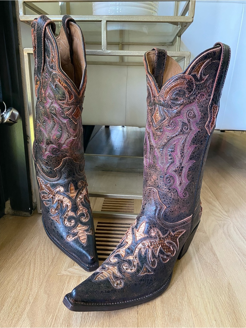 Stetson exotic python leather inlay handmade in Mexico snip toe cowboy boots 9